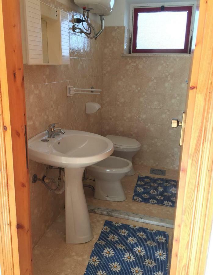 Camping Due Mari Villa Ovile la Marinella Luaran gambar